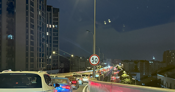 注册com域名需要什么条件呢